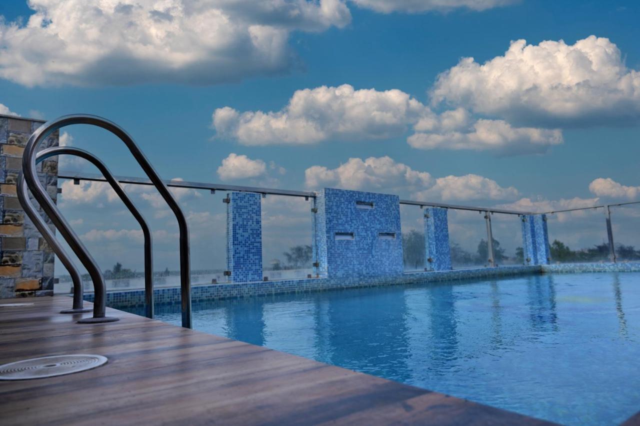 Hotel Silver Land New Digha With Rooftop Pool Exterior foto